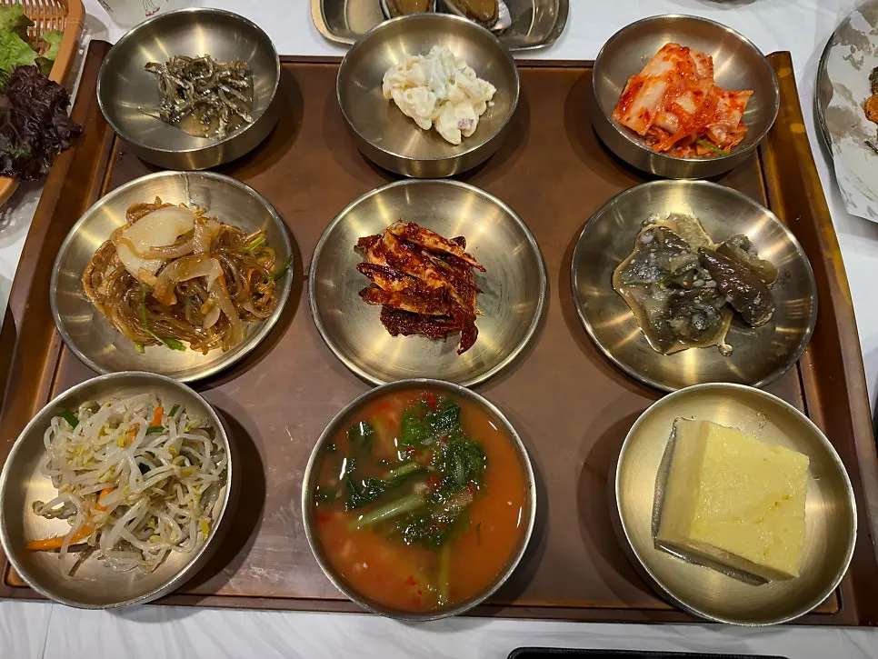 Grilled bulgogi set meal and marinated raw crab order