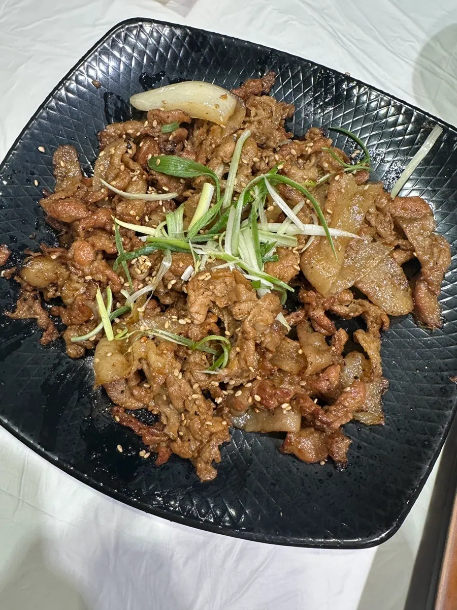 상추와 함께 나온 석쇠불고기