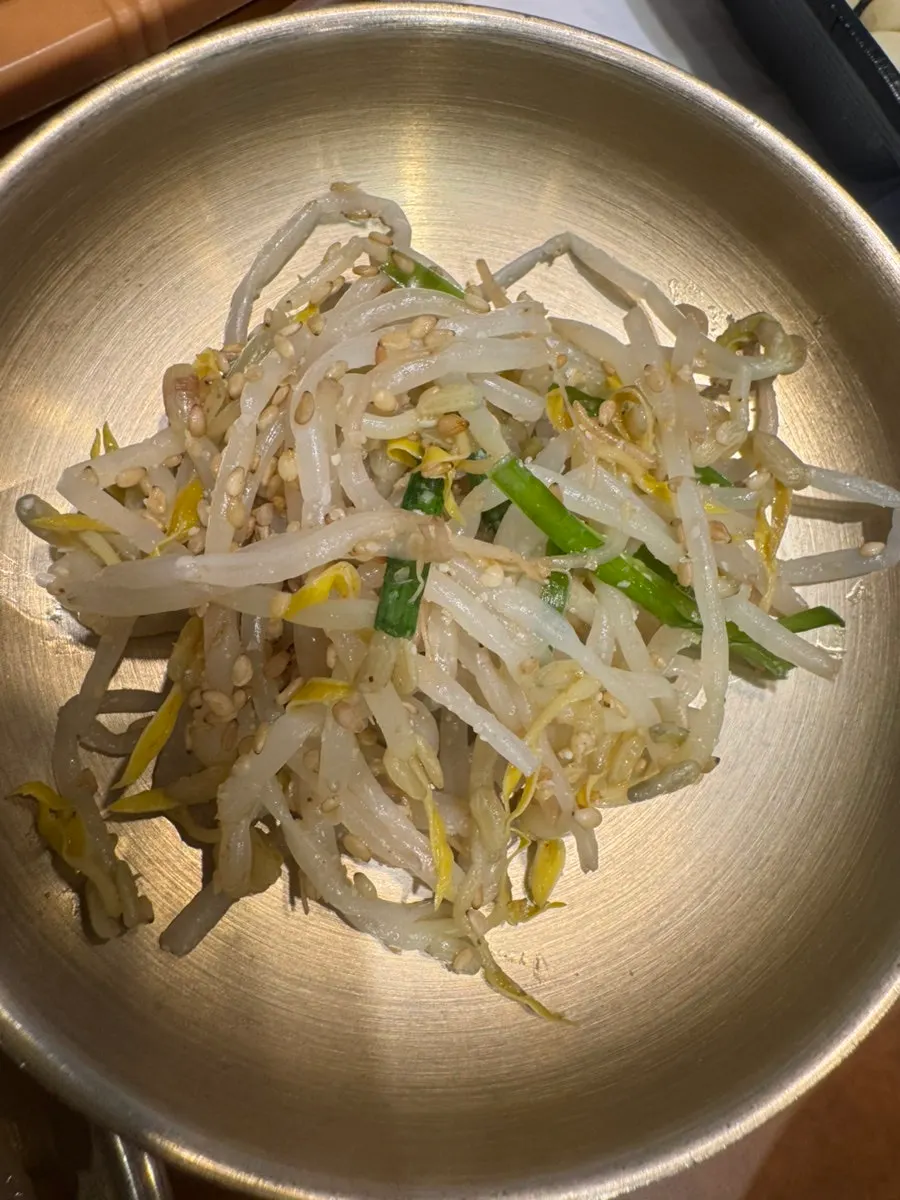 Mung bean sprout side dish at Yun Sikdang