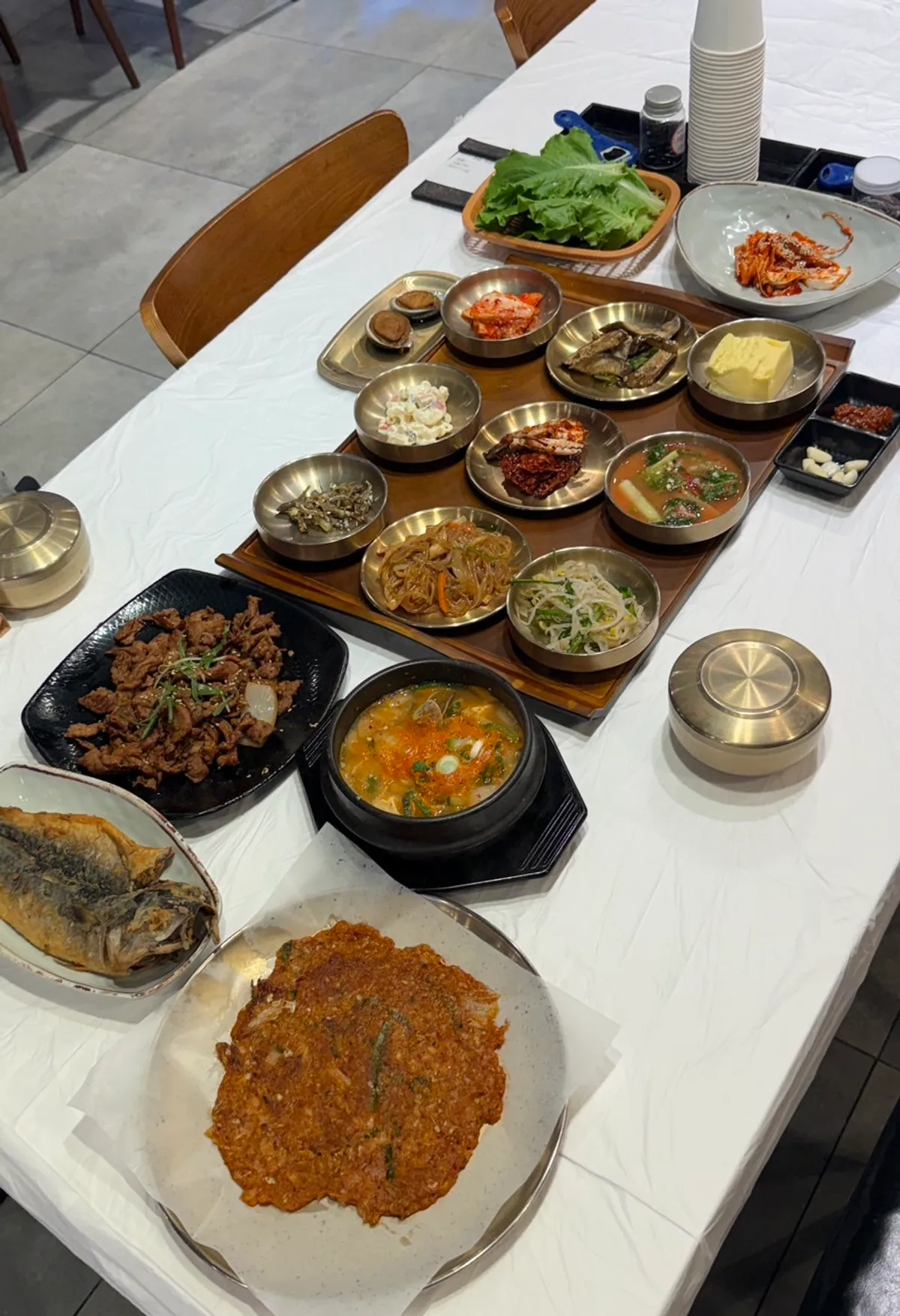 윤식당 석쇠불고기정식 한상차림
