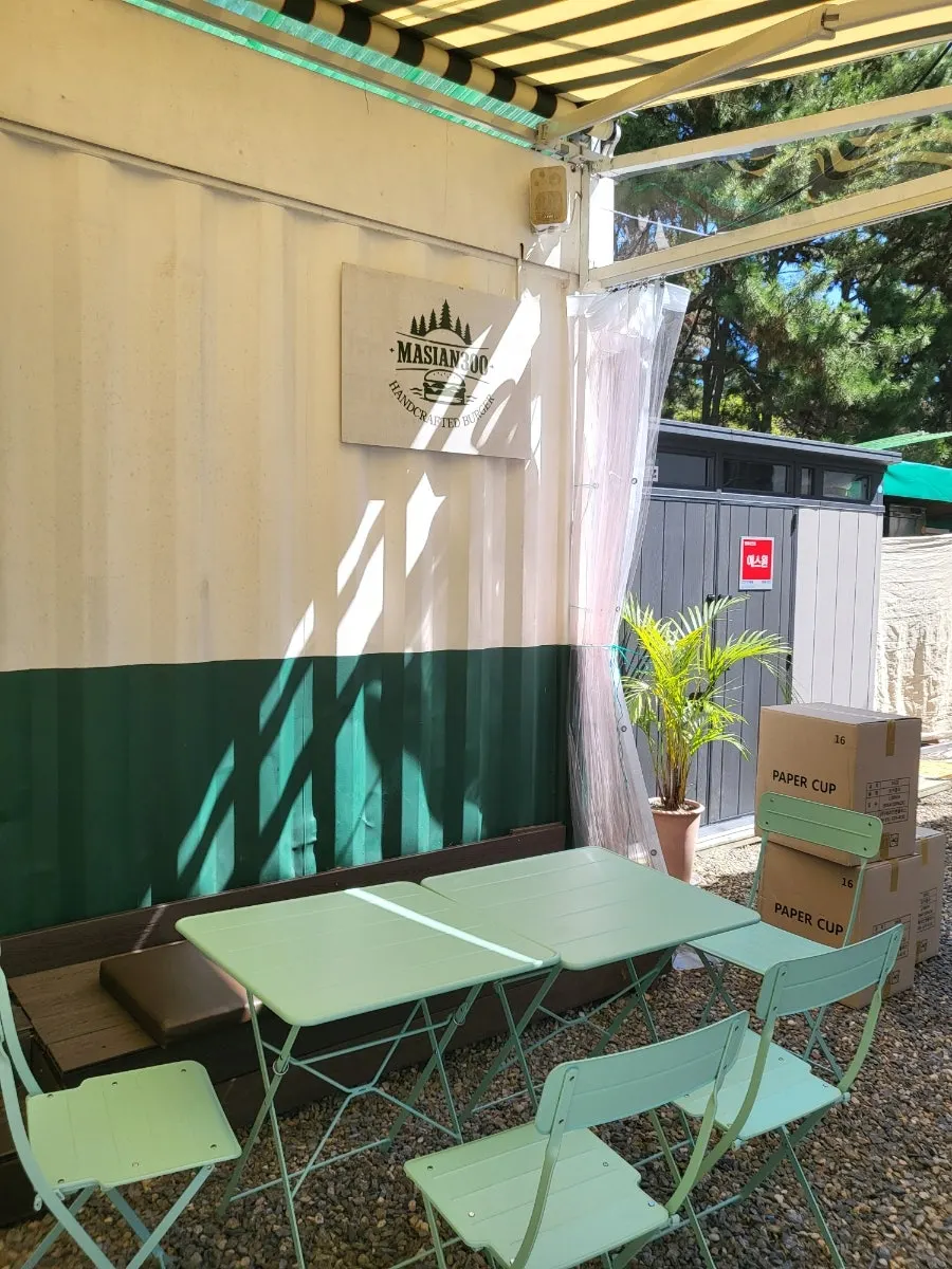 Terrace table under a cozy tarp