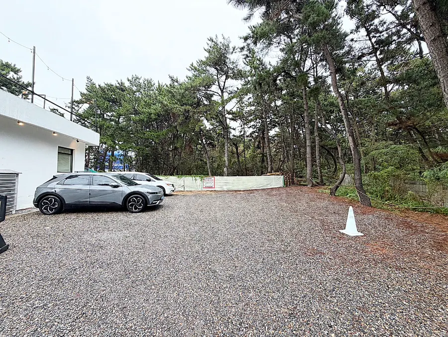 Exotic-looking exterior of Masian 300 facing the beach