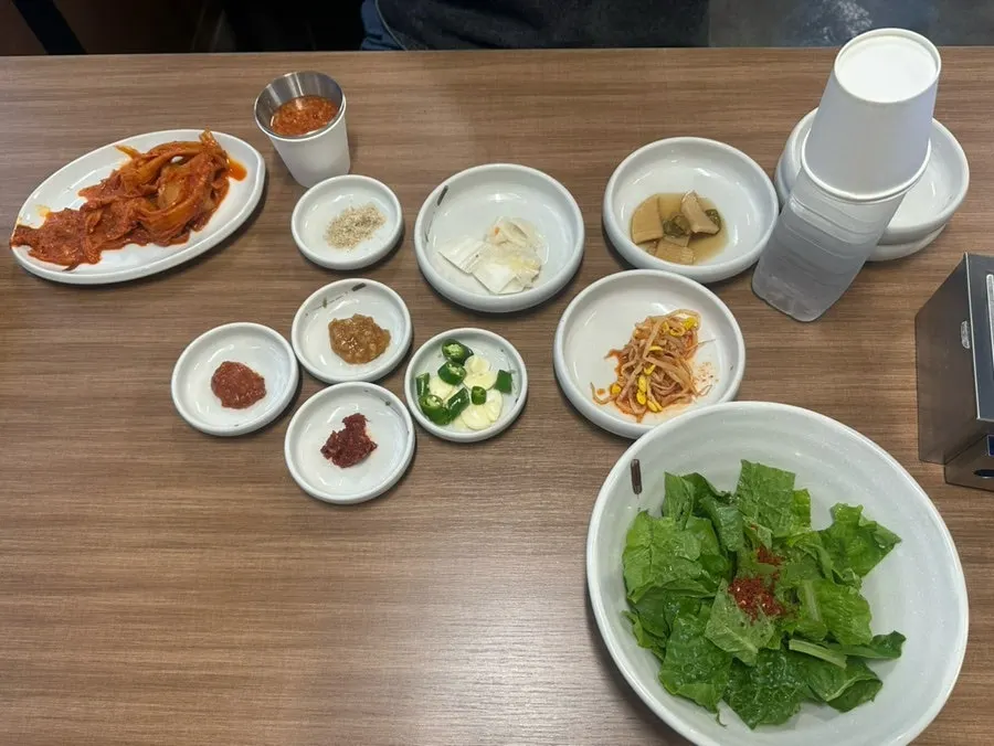 맛동삼 밑반찬 한 상 차림