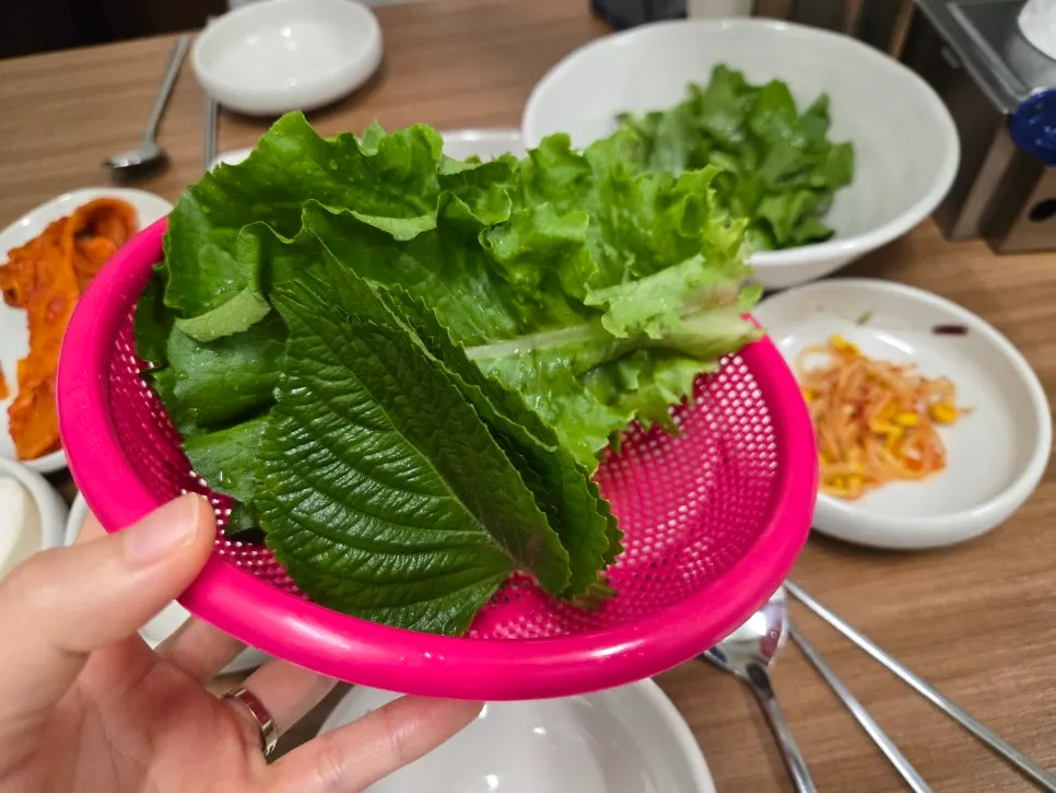 Lettuce wraps received after calling staff via kiosk