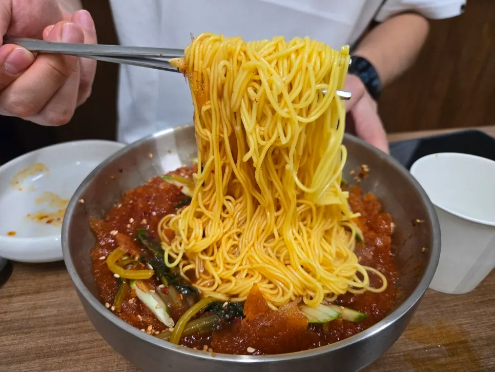 A generous bowl of yeolmu noodles