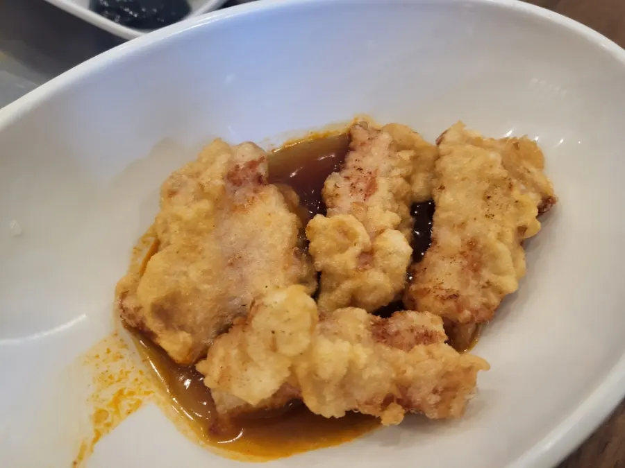 1인정식에 함께 나온 짬뽕 국물