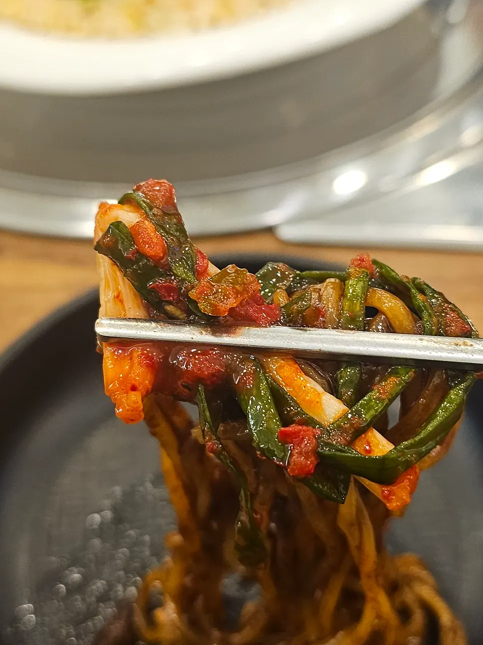 비비기 전 간짜장 소스와 면