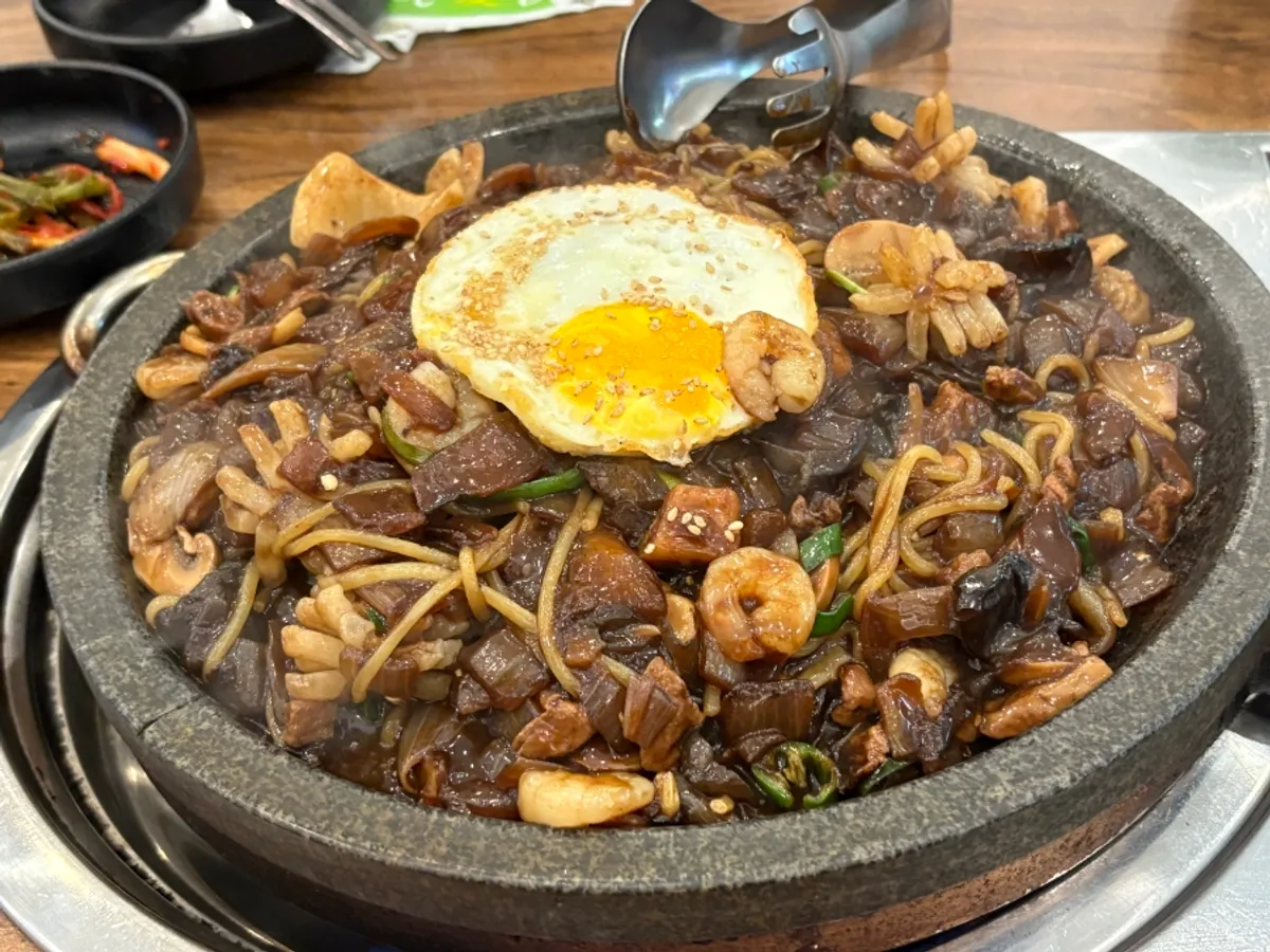Mayway's stone jjajang served on the hot plate