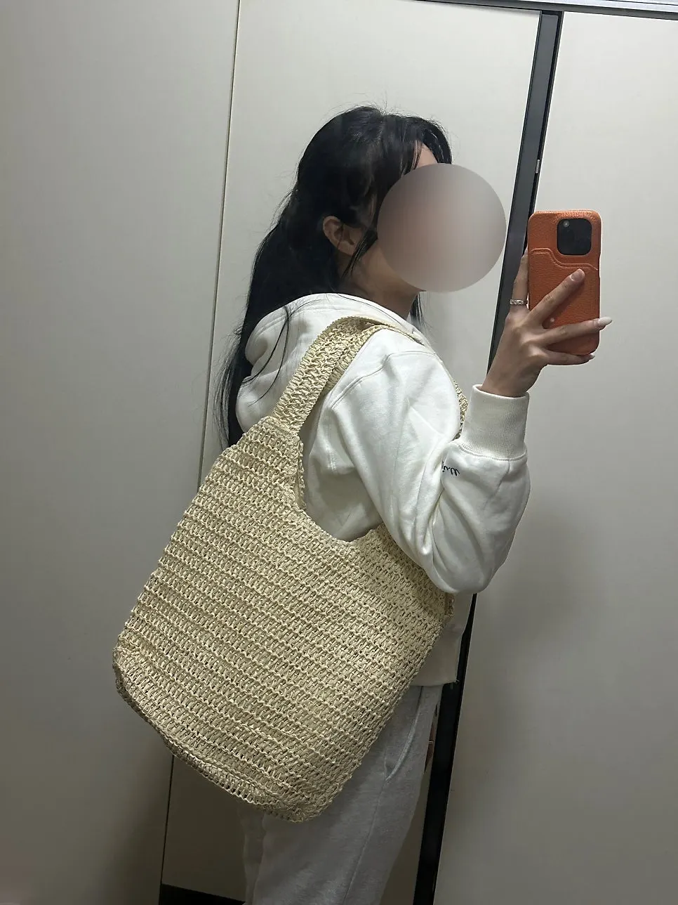 Meda Bag rattan shoulder bag with a summery feel