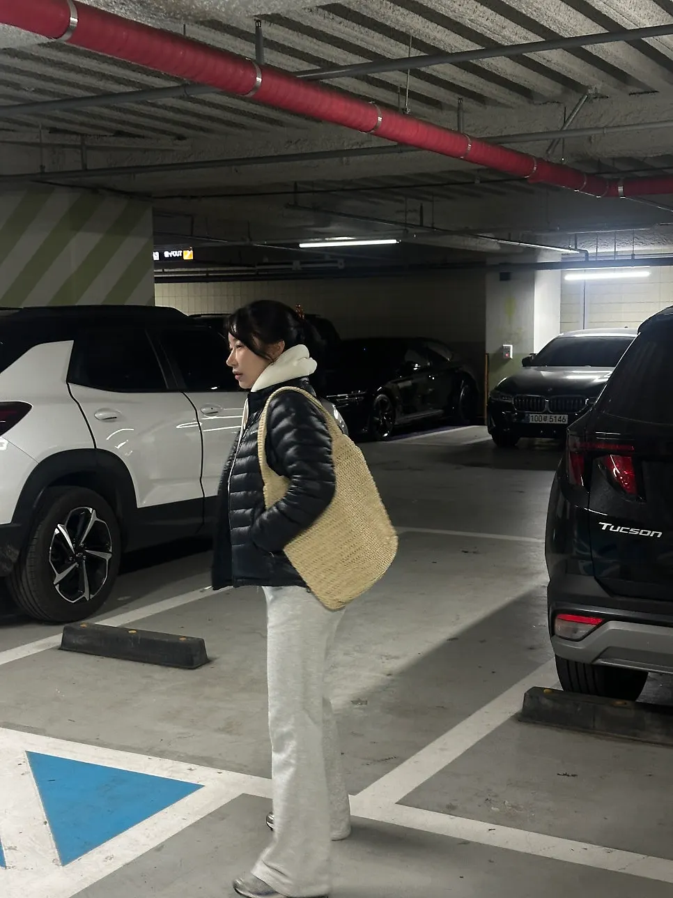 가벼운 외출에 사용하는 메다백 뜨개가방