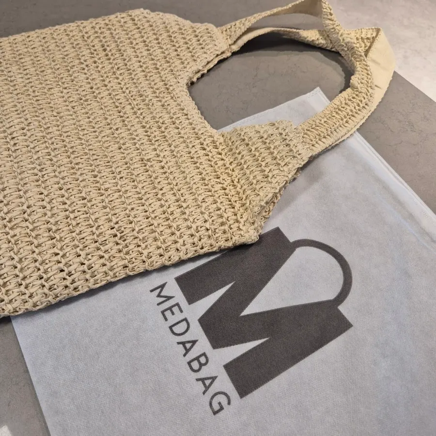 Packaging and unboxing of the Meda Bag rattan shoulder bag