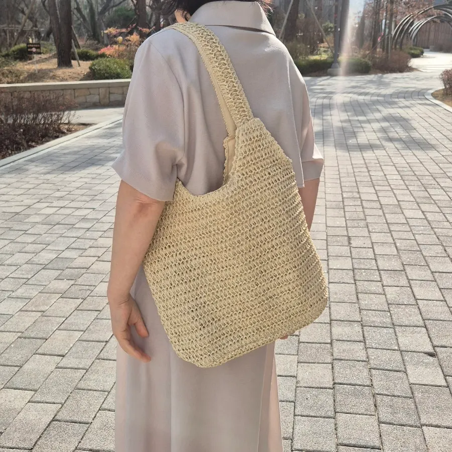 Meda Bag rattan bag carried by hand