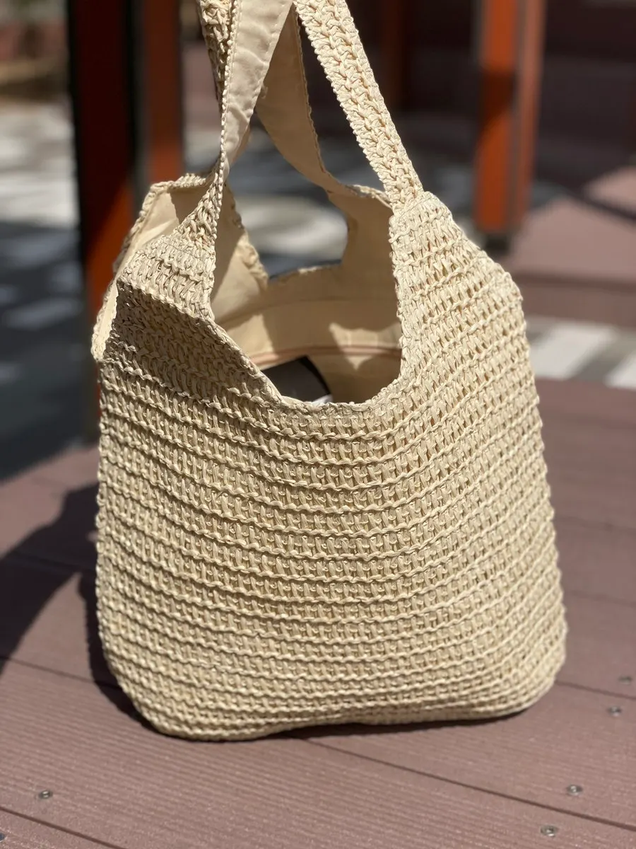 Meda Bag rattan bag chosen for everyday use and travel