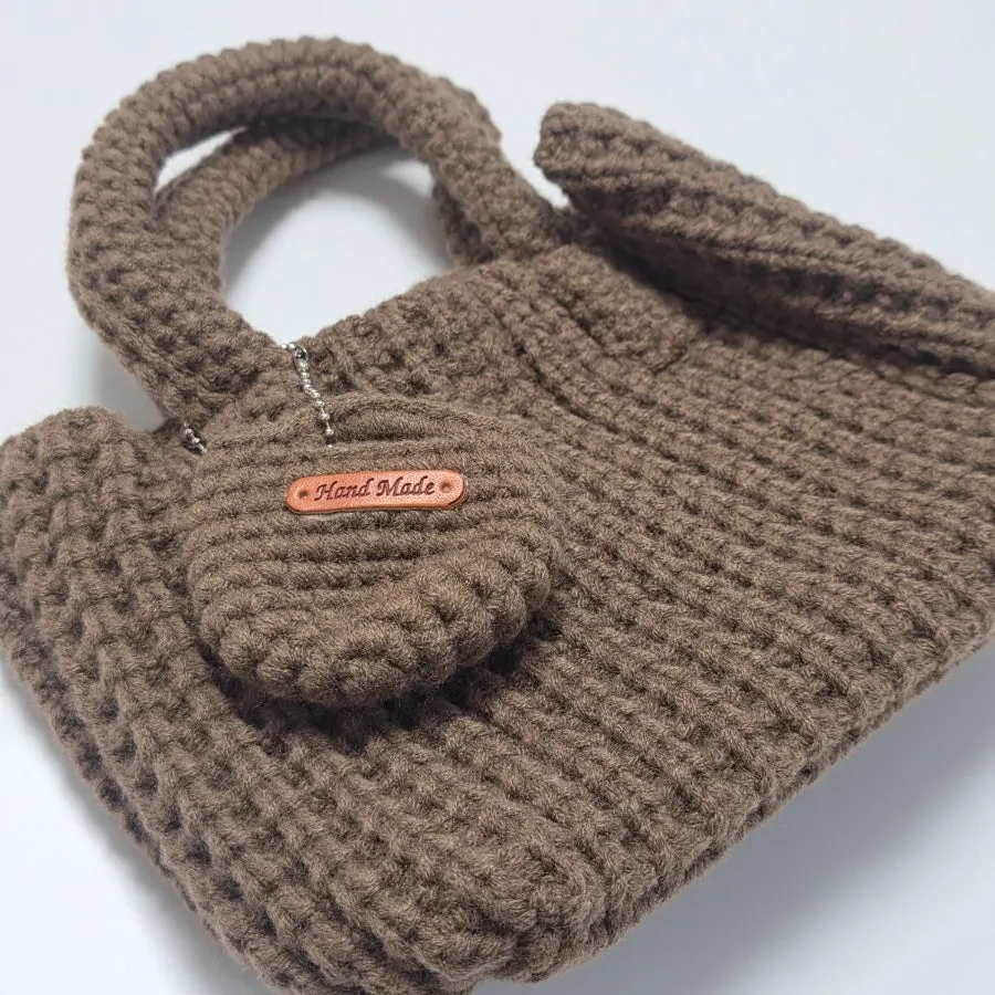 Meda Bag knit bag that is easy to carry in one hand