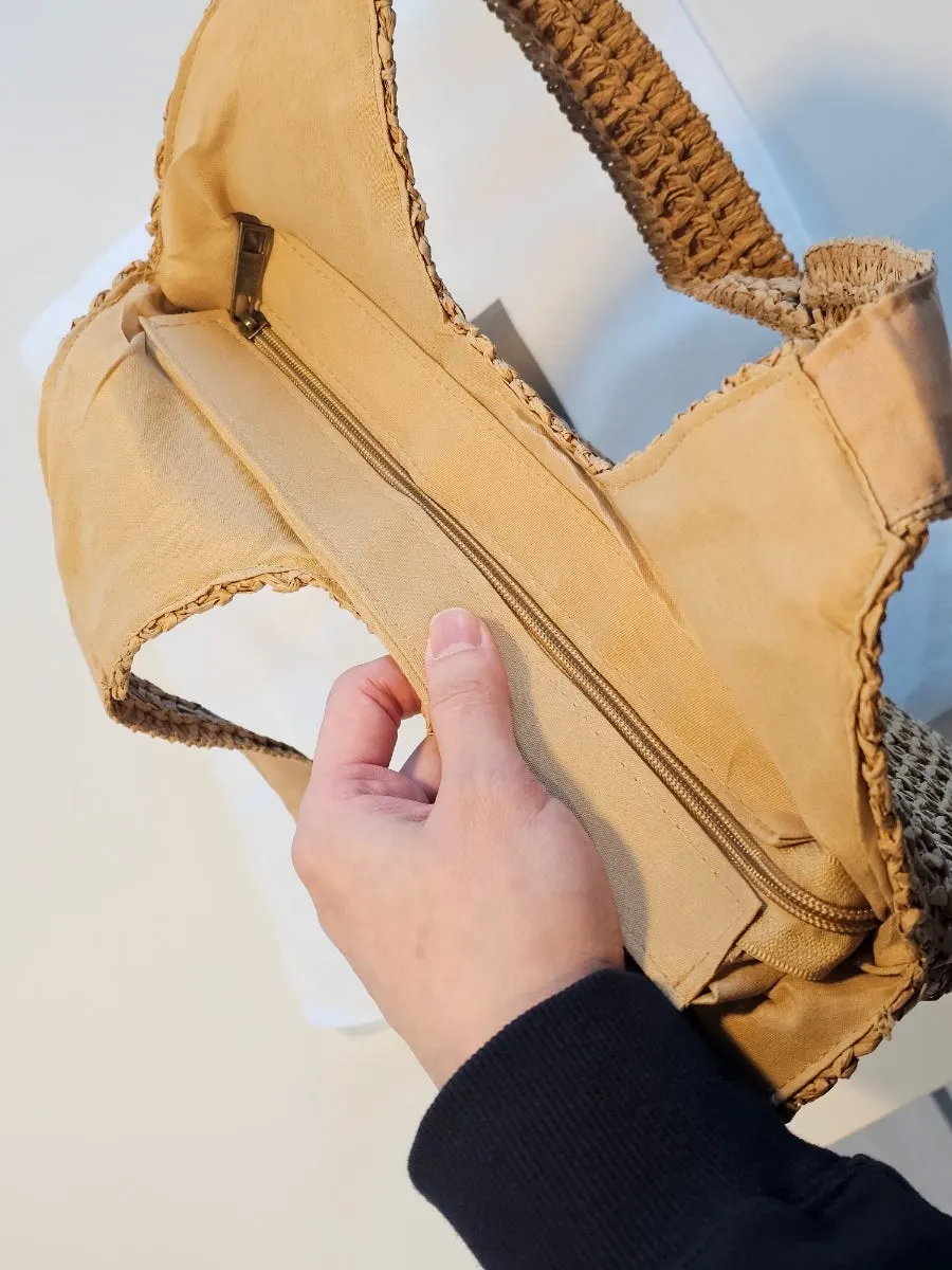Shoulder rattan bag large enough to carry plenty of belongings