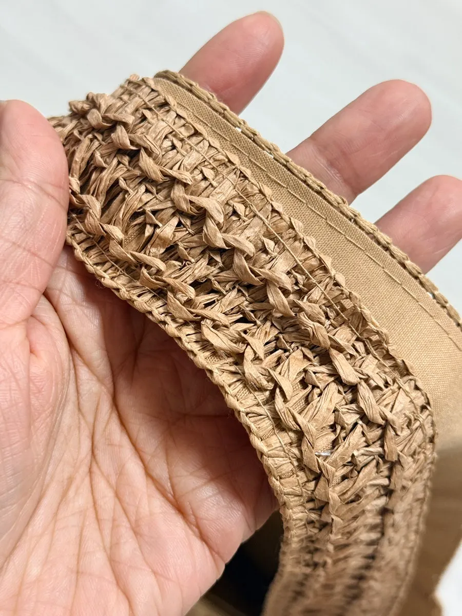 Thick shoulder strap of the Meda Bag rattan bag