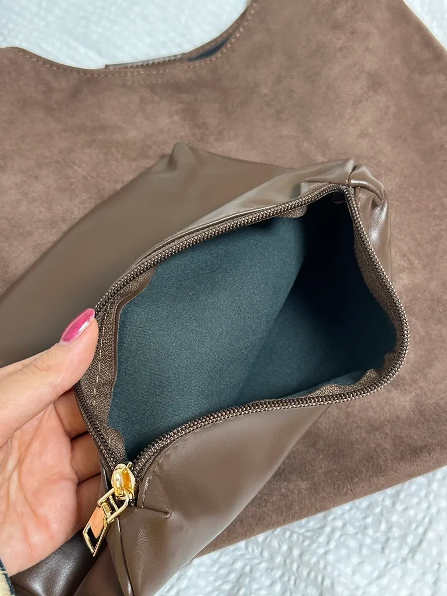 Meda Bag with its included pouch