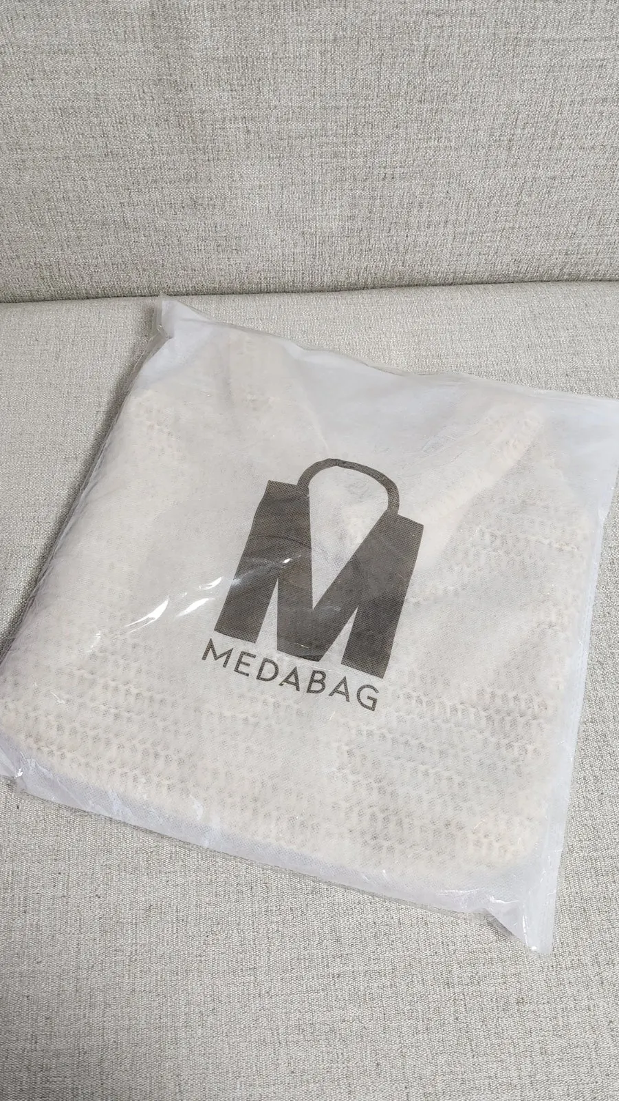 Meda Bag rattan bag chosen for spring and summer