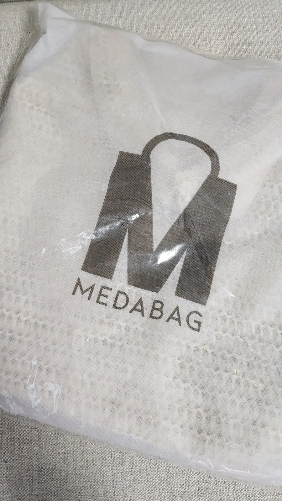Ivory Meda Bag rattan bag chosen for outings