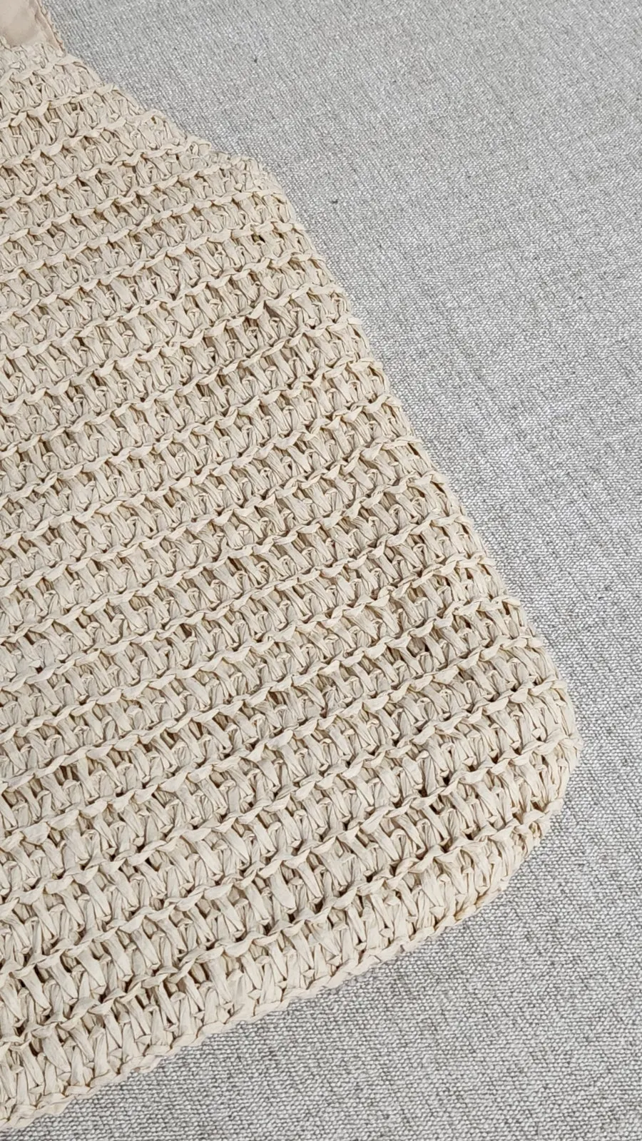 Color and weave of the ivory Meda Bag rattan bag