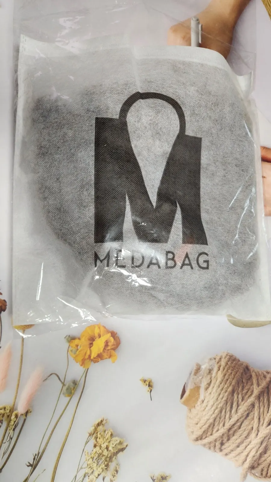 Everyday knit tote bag