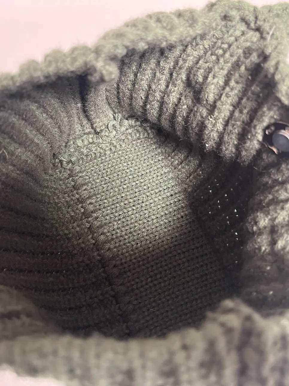 Structured base of the mini bag