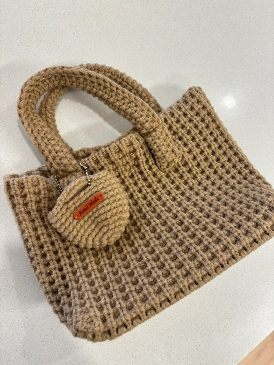 Front pocket for small items
