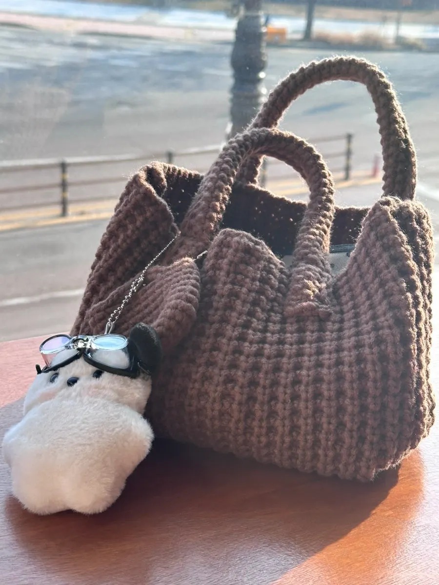 Mini tote bag in cozy knit material