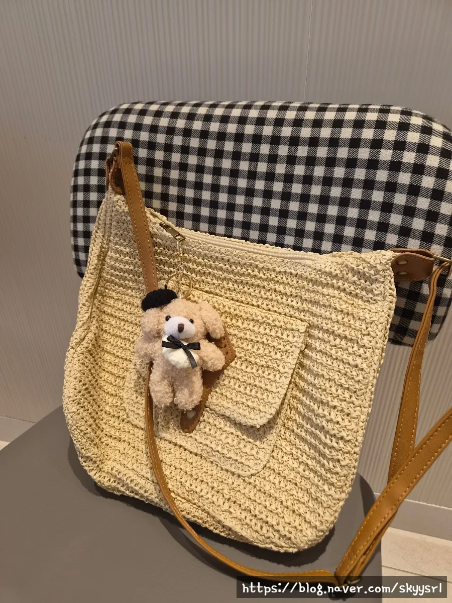 Meda Bag rattan bag used for a summer outing