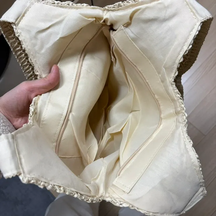 Meda Bag Rattan Bag viewed for its first impression