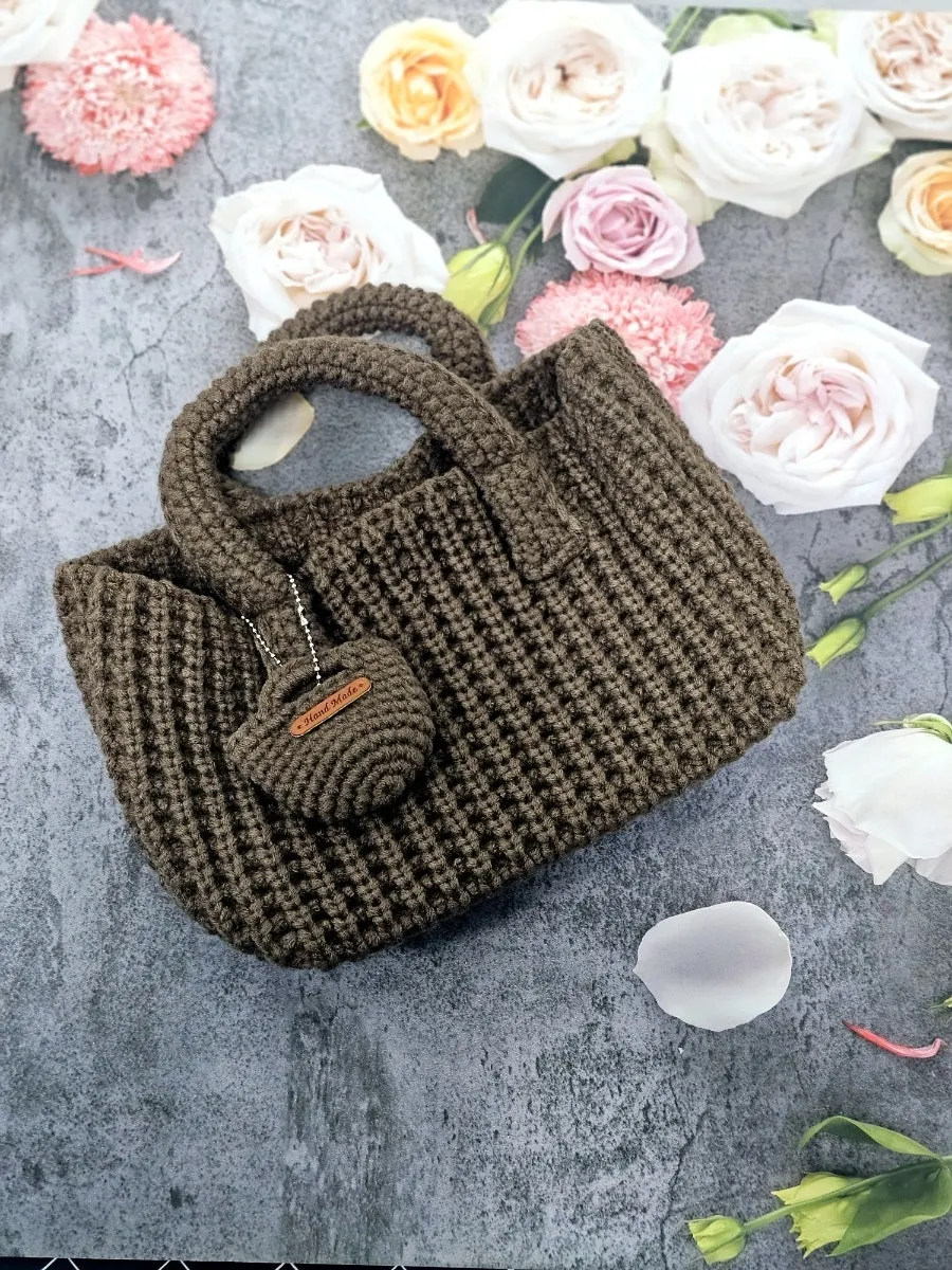 Meda Bag tote bag styled with understated seasonal outfits