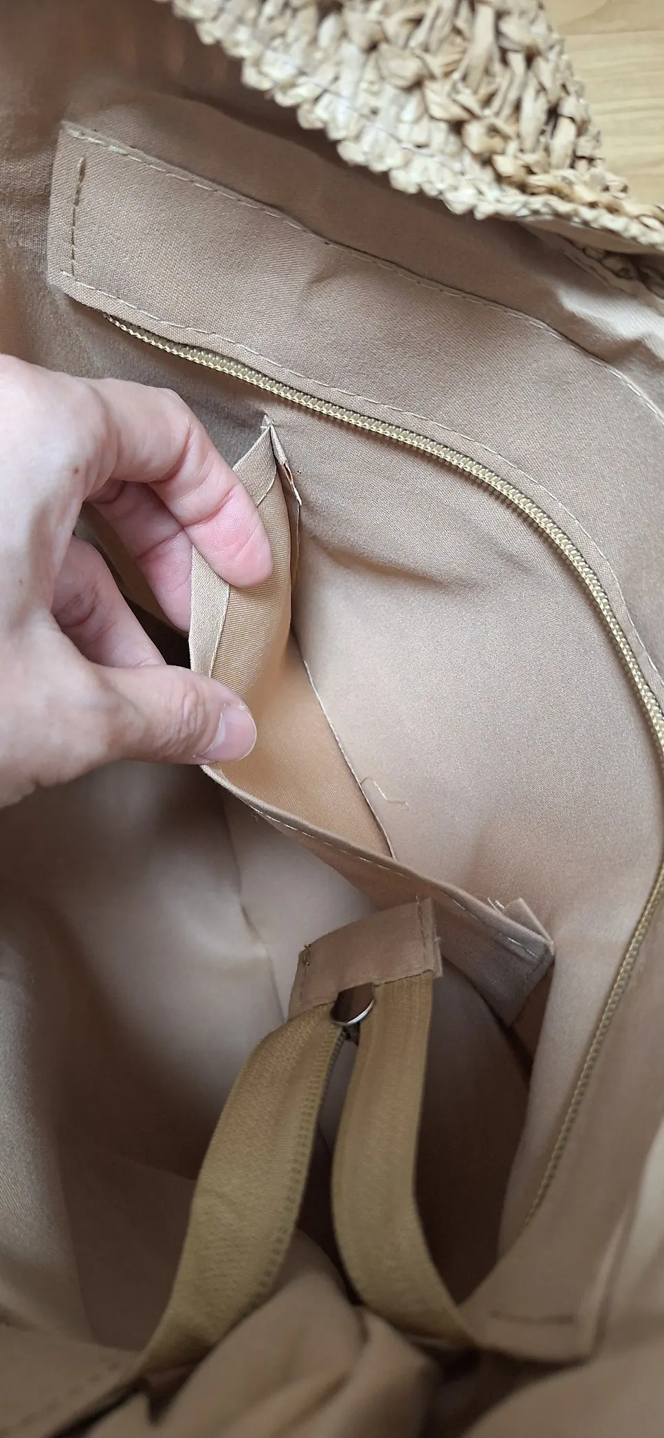 Rattan shoulder bag that works well with a pouch
