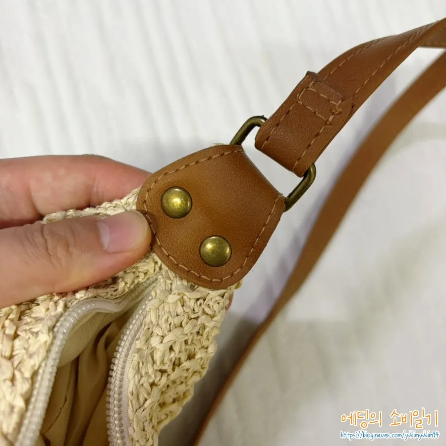 Ivory rattan bag suited to spring and summer outfits