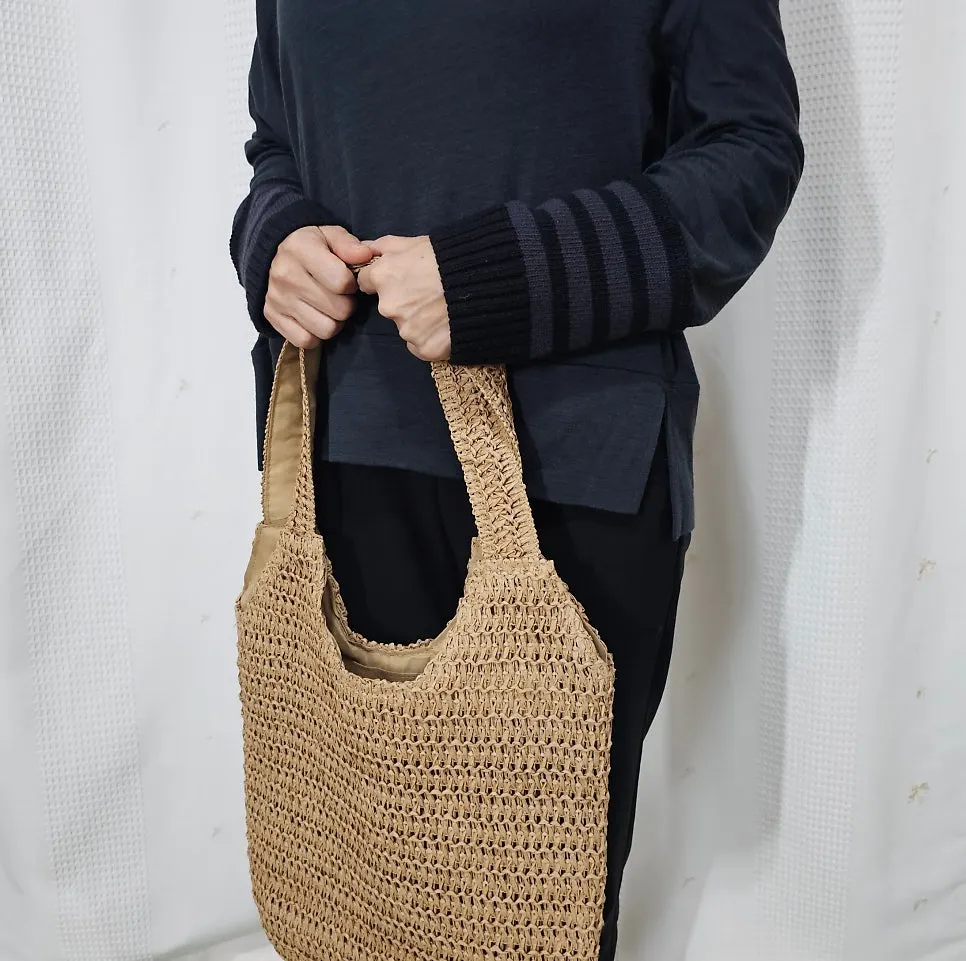 Meda Bag rattan shoulder bag ready for travel