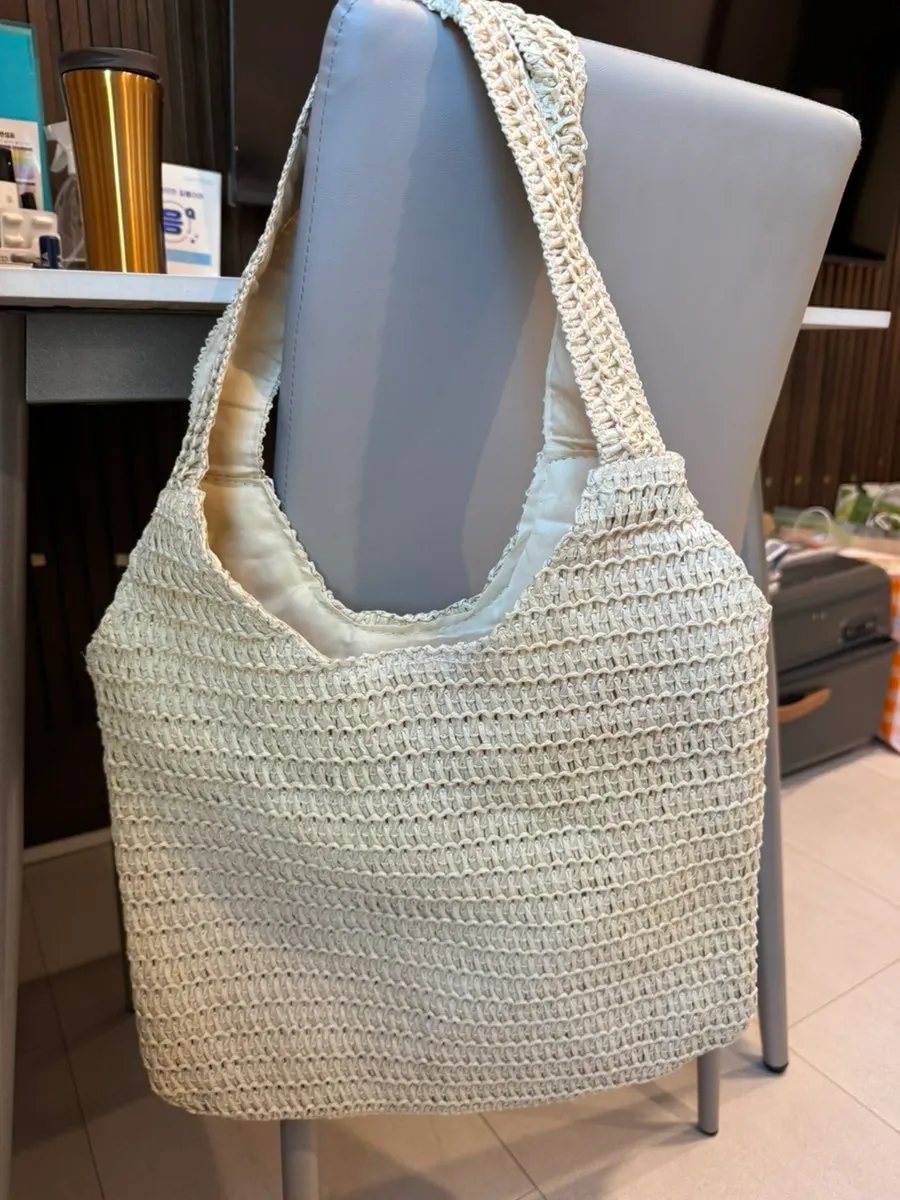 Rattan bag that suits a dress outfit
