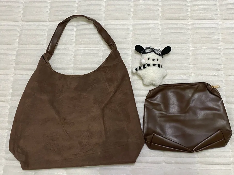 Camel Meda Bag shoulder bag and matching pouch