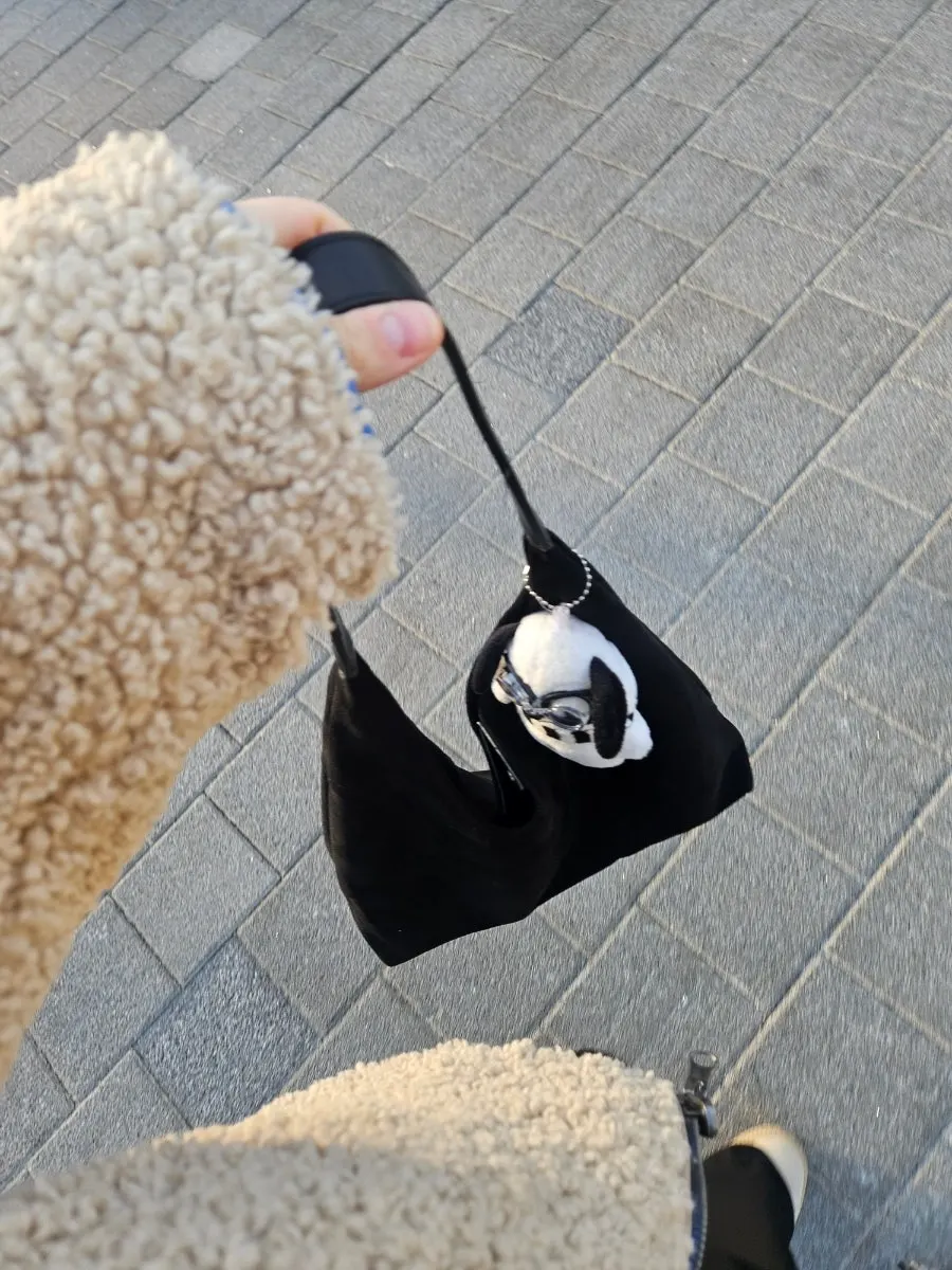 마트에 갈 때도 들고 다닌 키링 장식 메다백