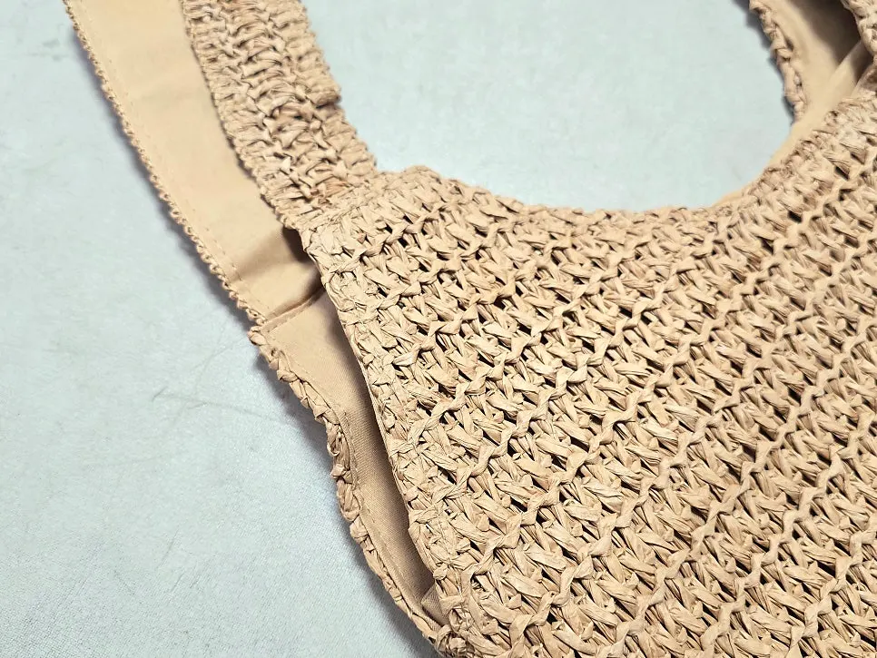 Meda Bag crochet bag received in pouch packaging