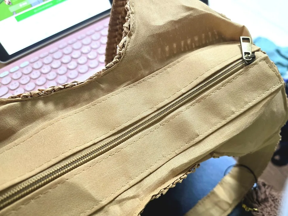 Meda Bag crochet bag with lining and an inner pocket