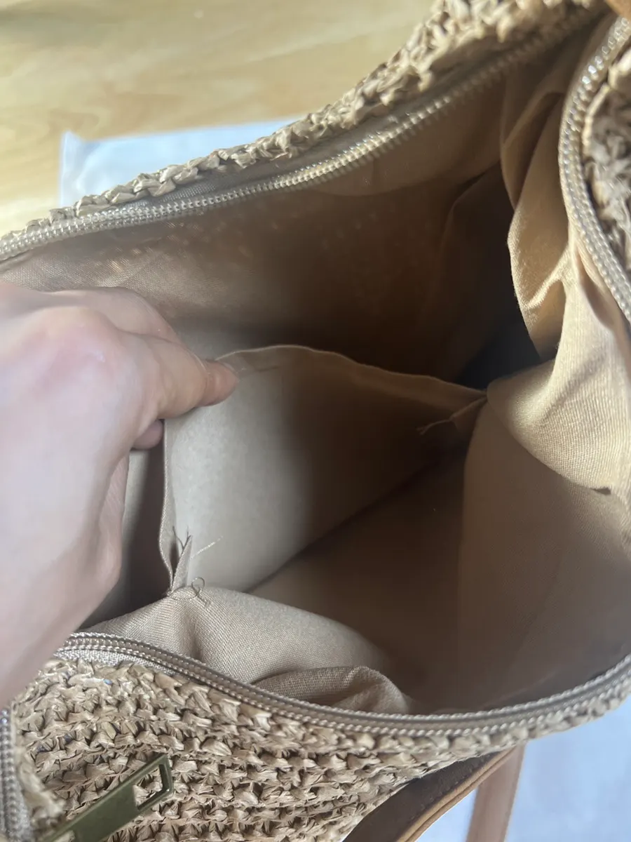 Silhouette of a brown Meda Bag rattan bag