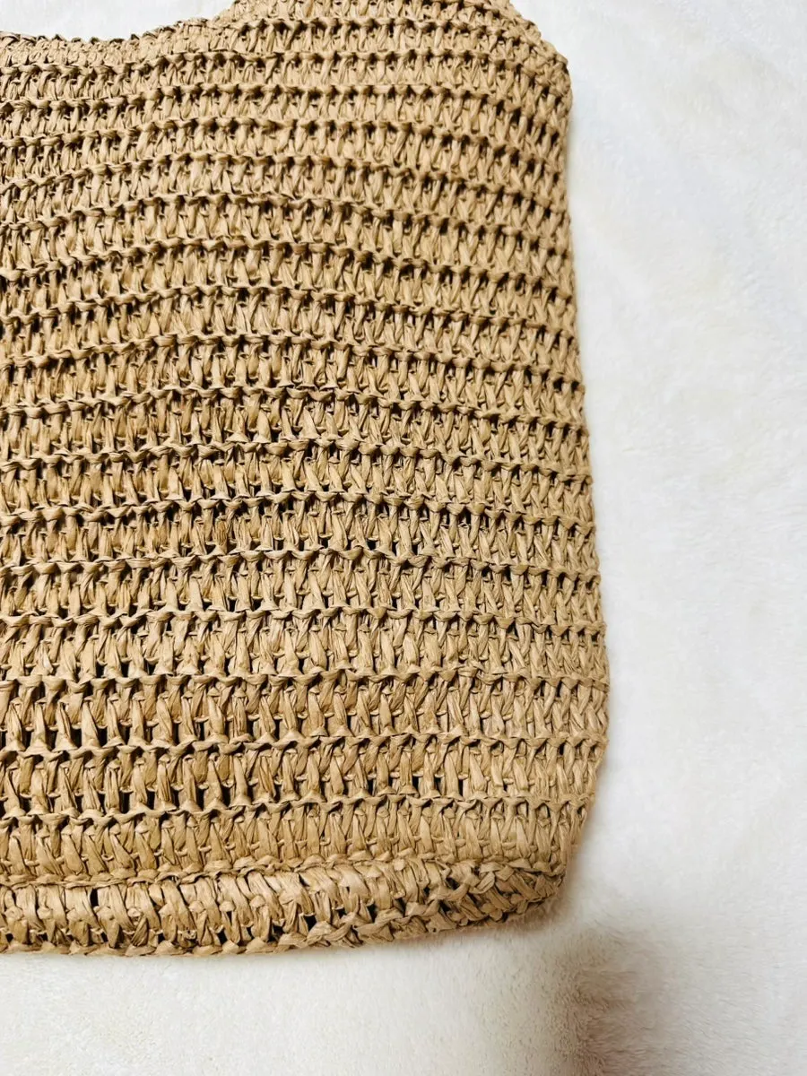Rattan shoulder bag material texture