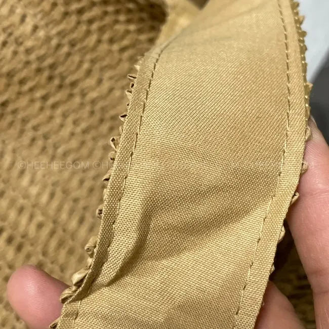Brown rattan shoulder bag color detail