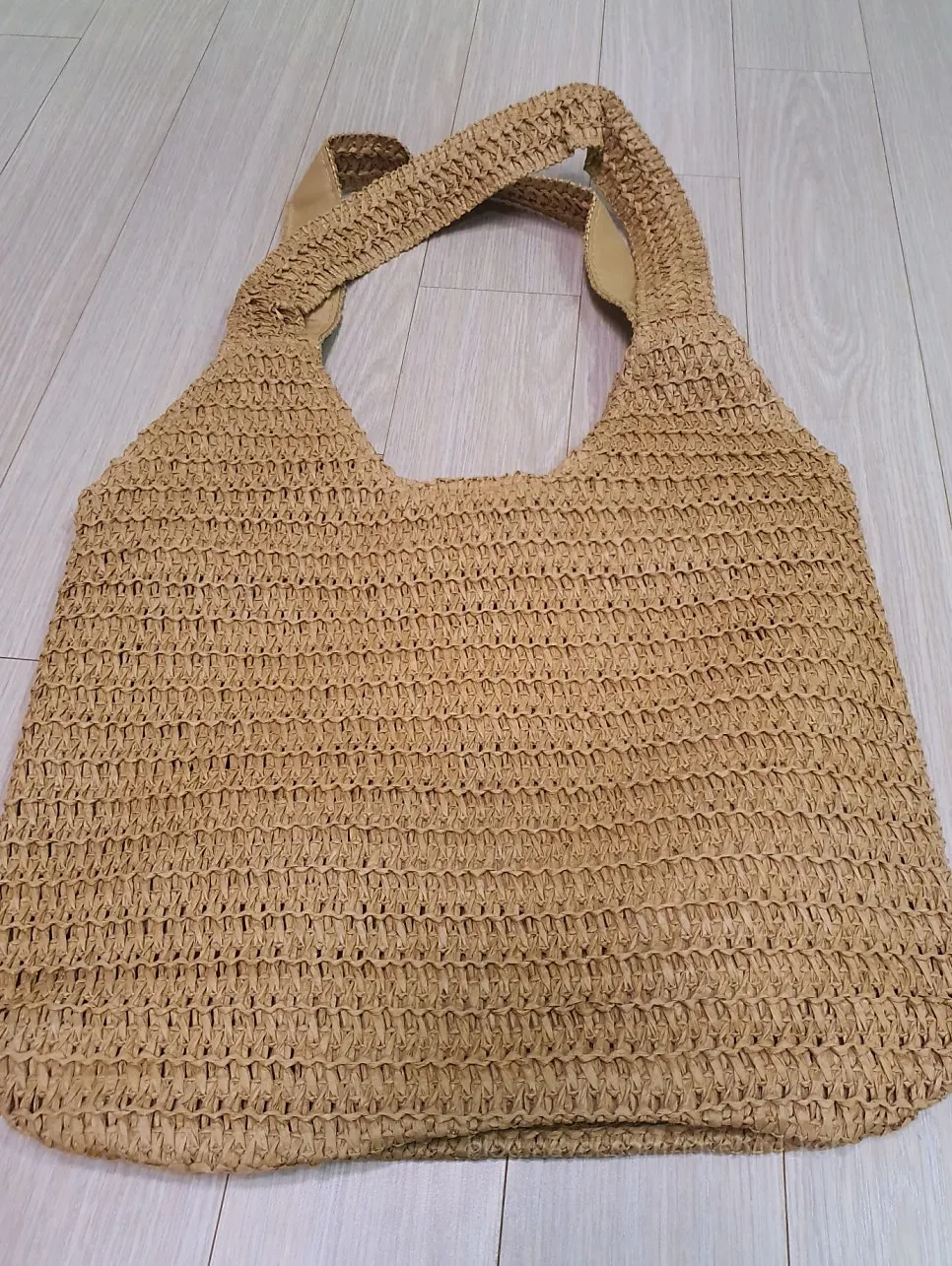 Brown rattan shoulder bag