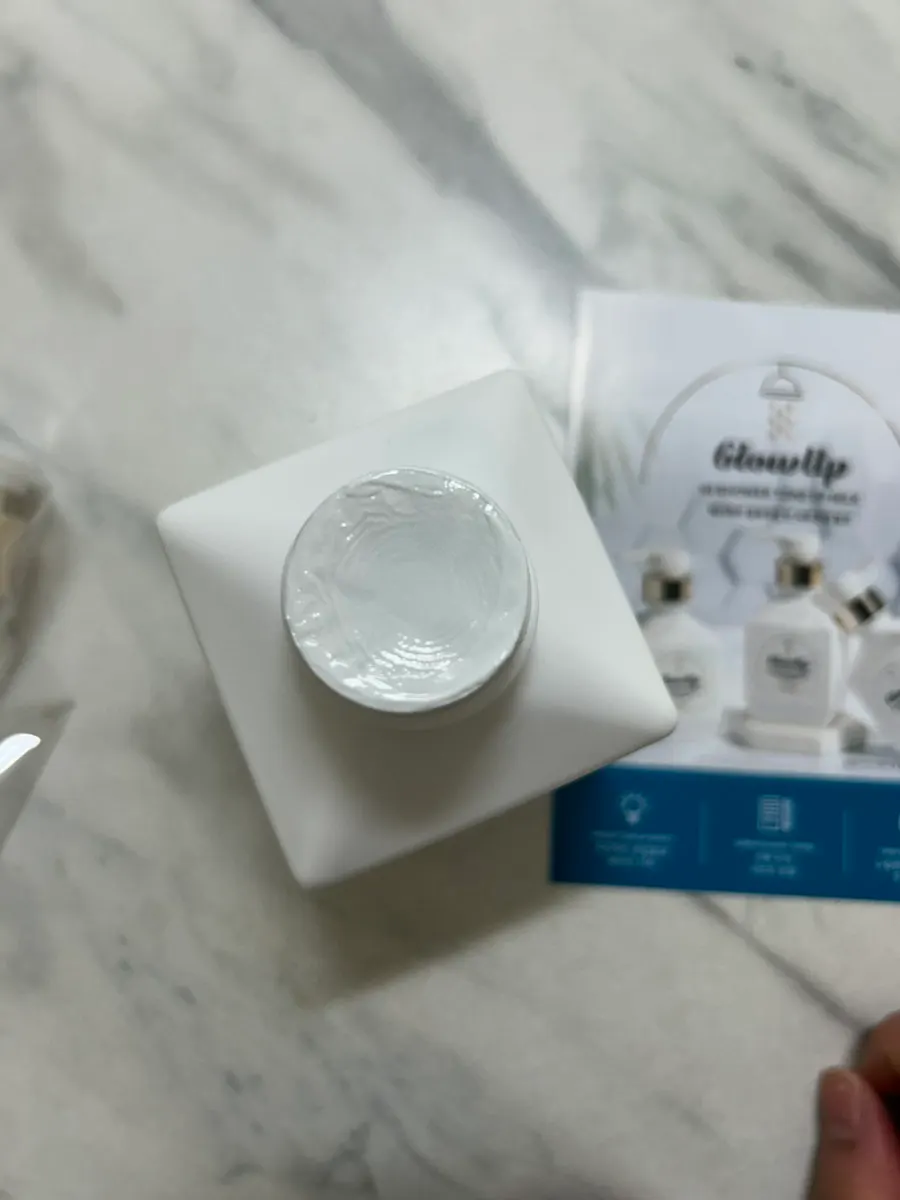 Body product showing use after exfoliation