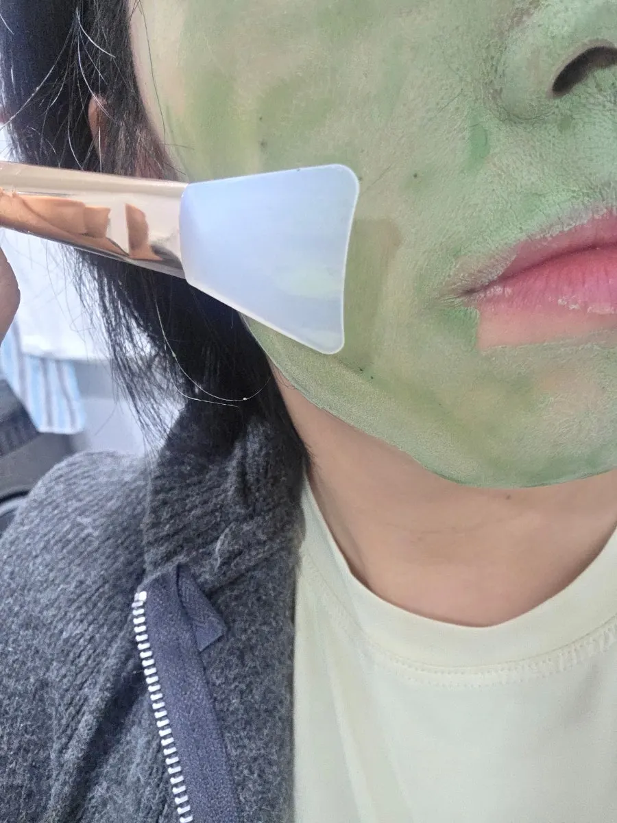 Cream mask before drying