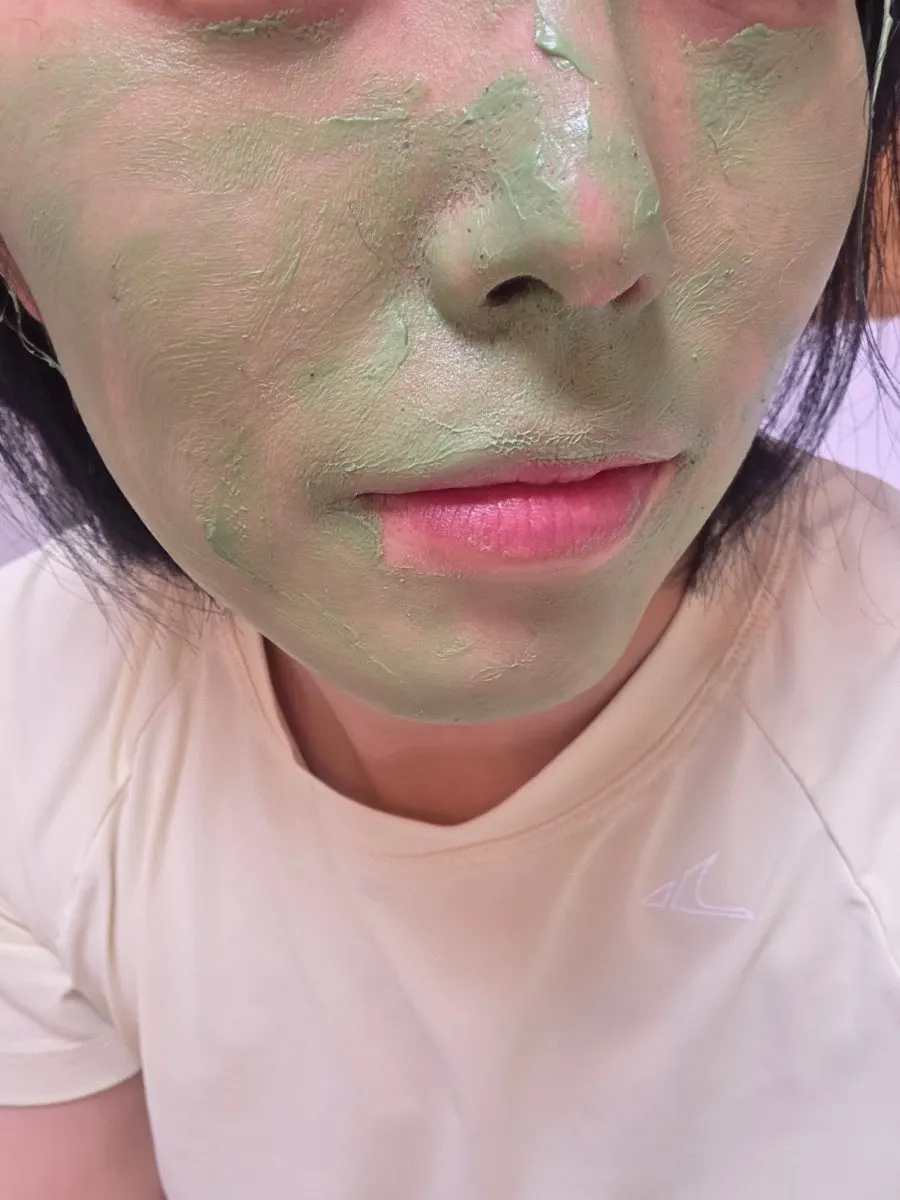 Face during the mask drying process