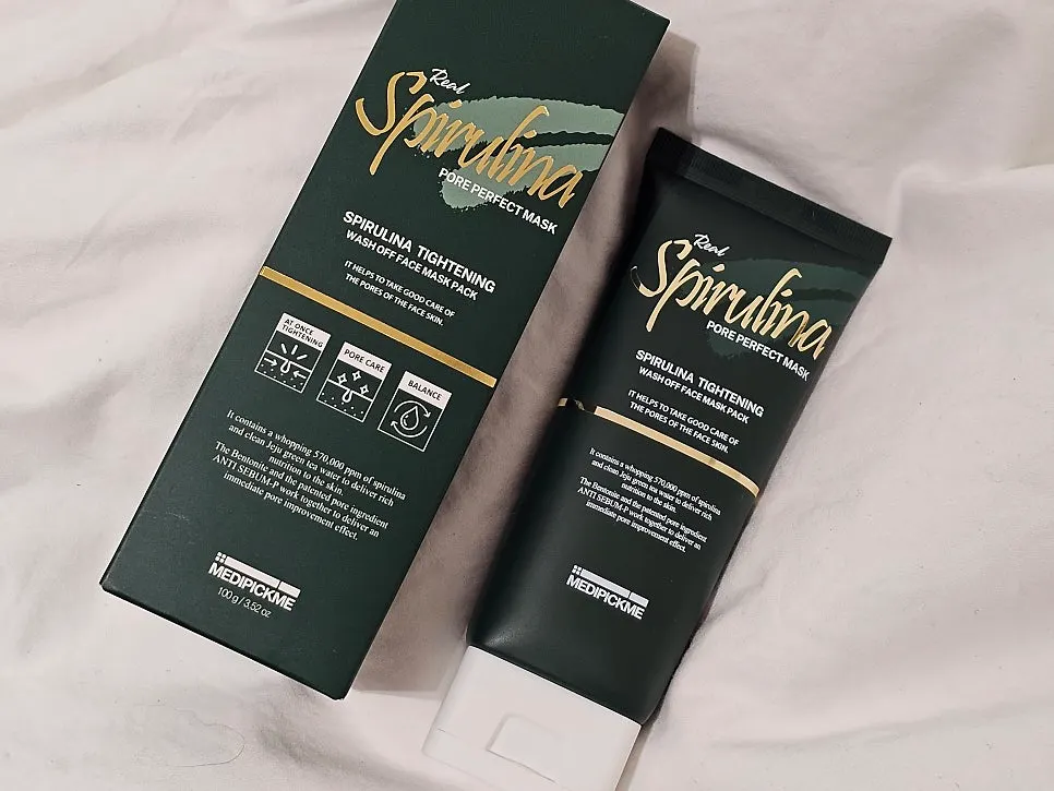 Mask texture and spirulina particles
