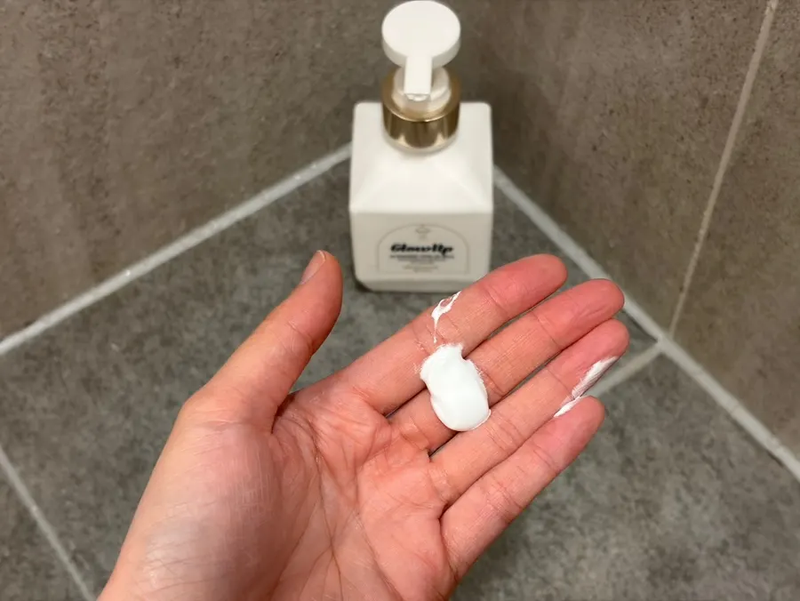 Comparison of tone-up milk applied to an area of skin