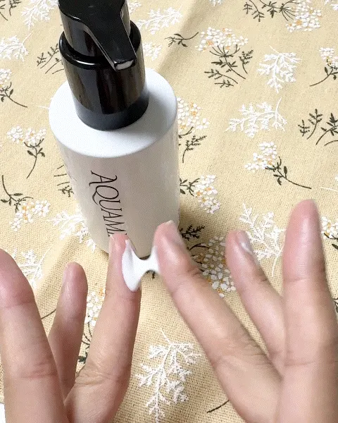 Sunscreen with a fresh application feel