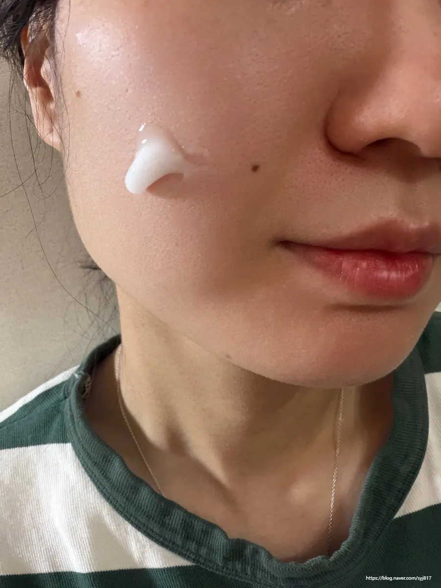 How the cream feels after absorption